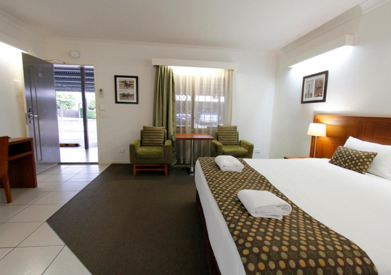 Chinchilla Downtown Motor Inn Εξωτερικό φωτογραφία